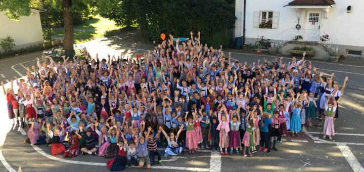Alle in Tracht!